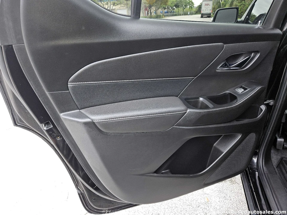 2023 Chevrolet Traverse - Image 12 of 21