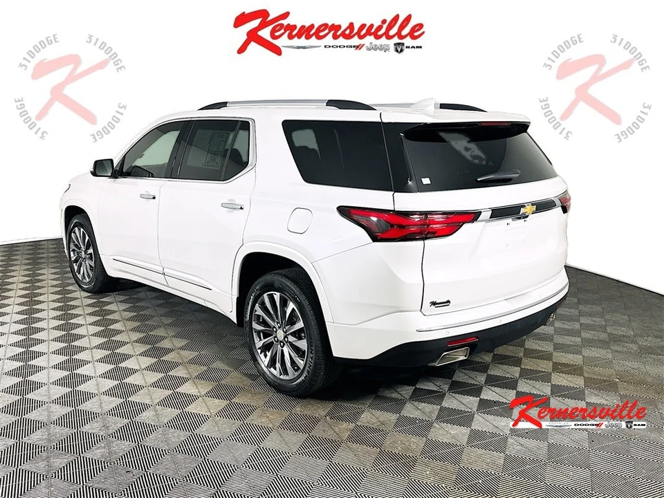 2023 Chevrolet Traverse - Image 5 of 12