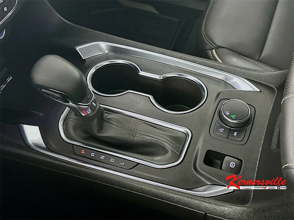 2023 Chevrolet Traverse - Image 16 of 21