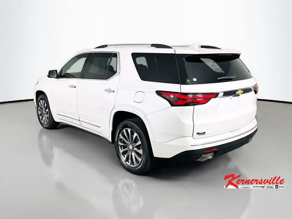 2023 Chevrolet Traverse - Image 5 of 12