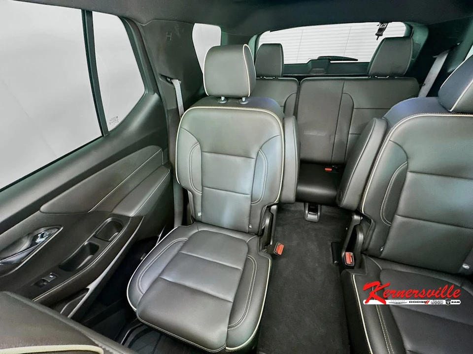 2023 Chevrolet Traverse - Image 12 of 21