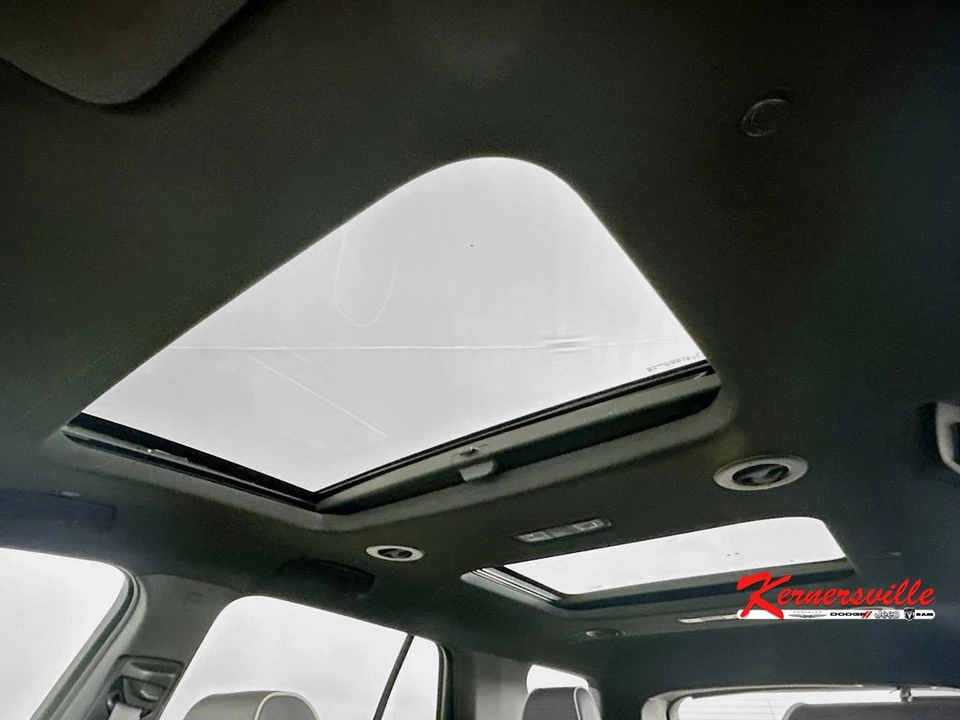 2023 Chevrolet Traverse - Image 21 of 21