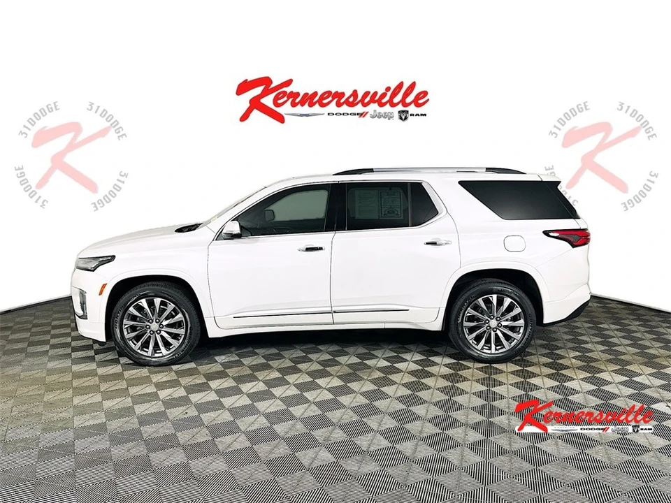 2023 Chevrolet Traverse - Image 4 of 12