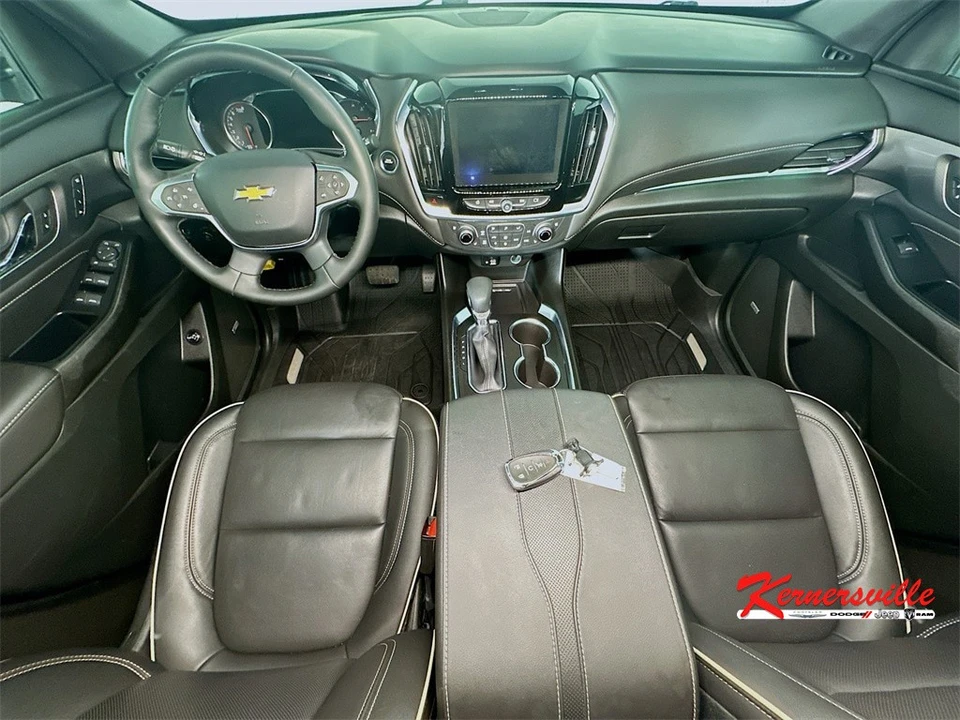 2023 Chevrolet Traverse - Image 10 of 12