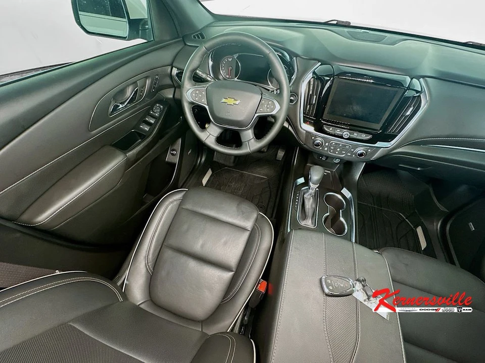 2023 Chevrolet Traverse - Image 9 of 12