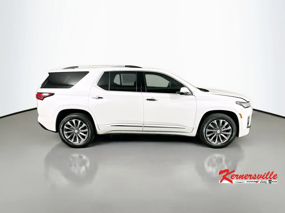 2023 Chevrolet Traverse - Image 8 of 12