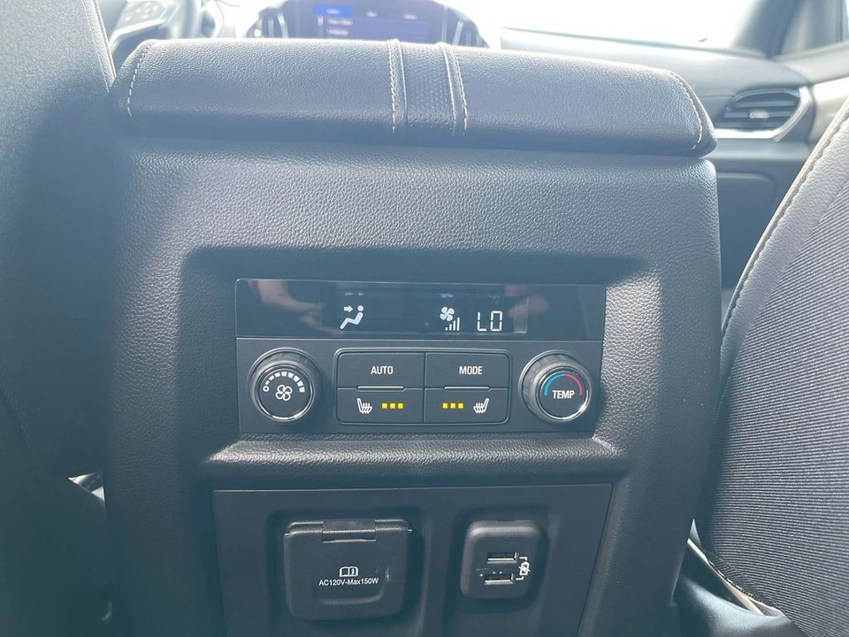 2023 Chevrolet Traverse - Image 14 of 21