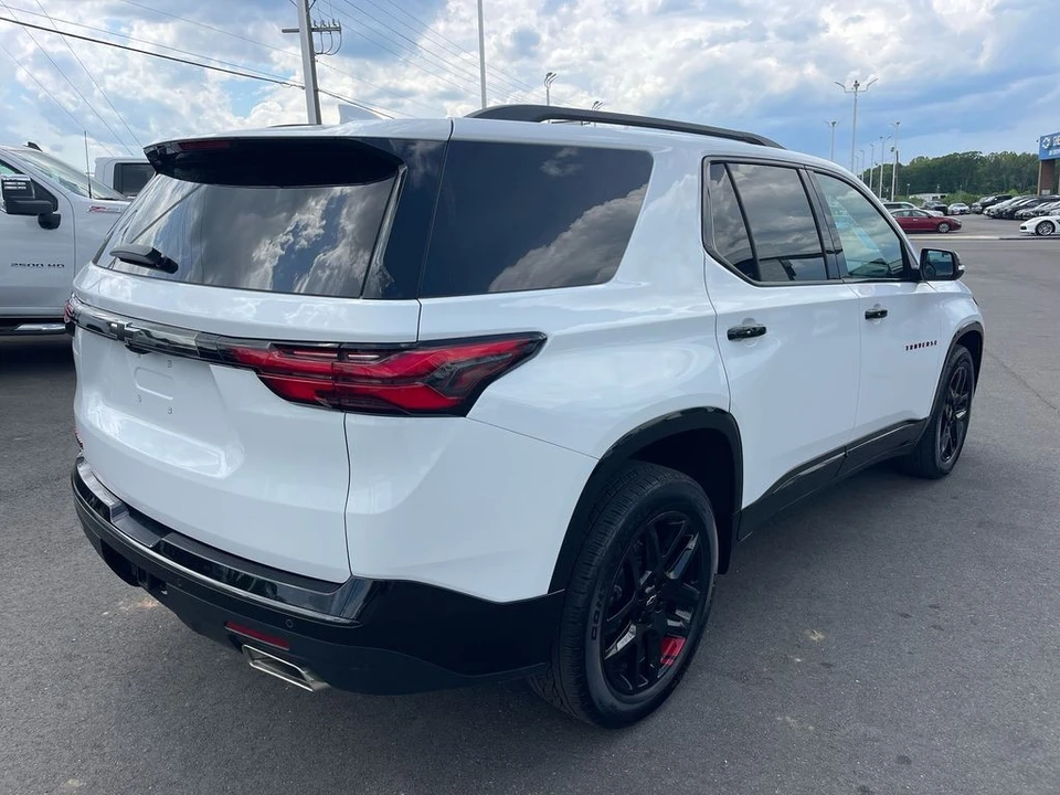 2023 Chevrolet Traverse - Image 5 of 21