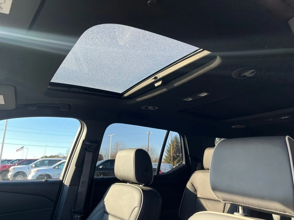 2023 Chevrolet Traverse - Image 12 of 12
