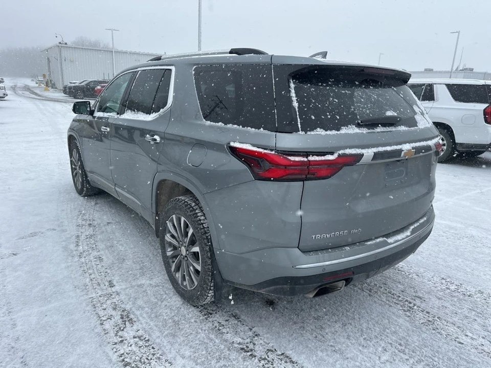 2023 Chevrolet Traverse - Image 9 of 12