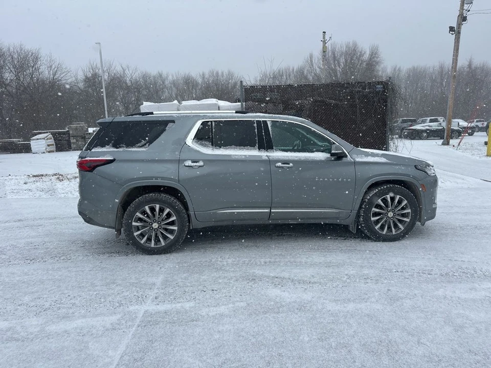 2023 Chevrolet Traverse - Image 6 of 12