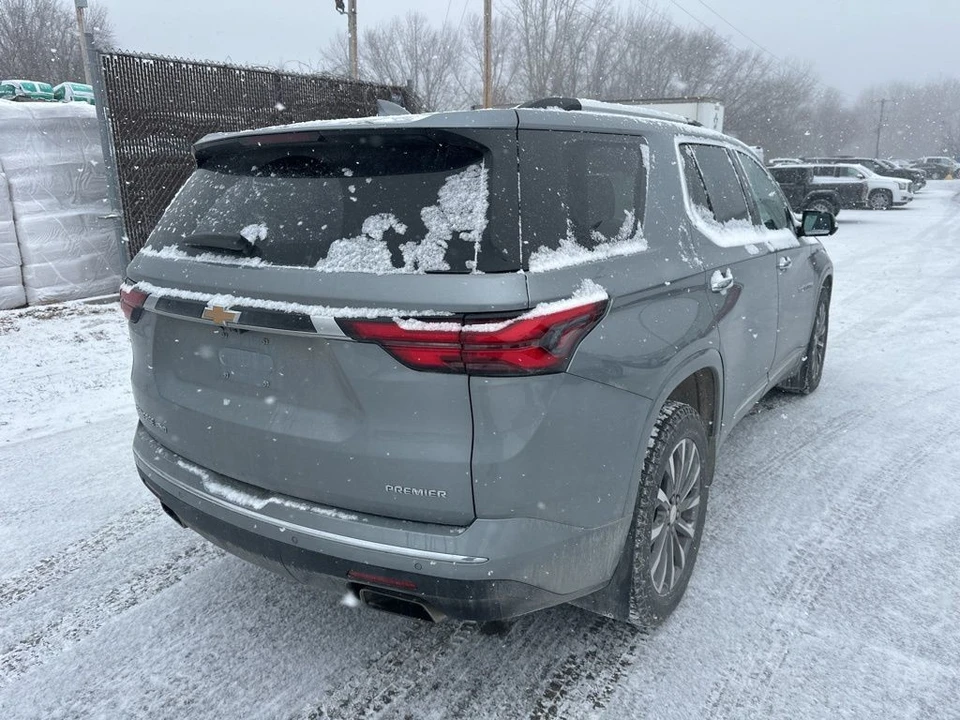 2023 Chevrolet Traverse - Image 7 of 12
