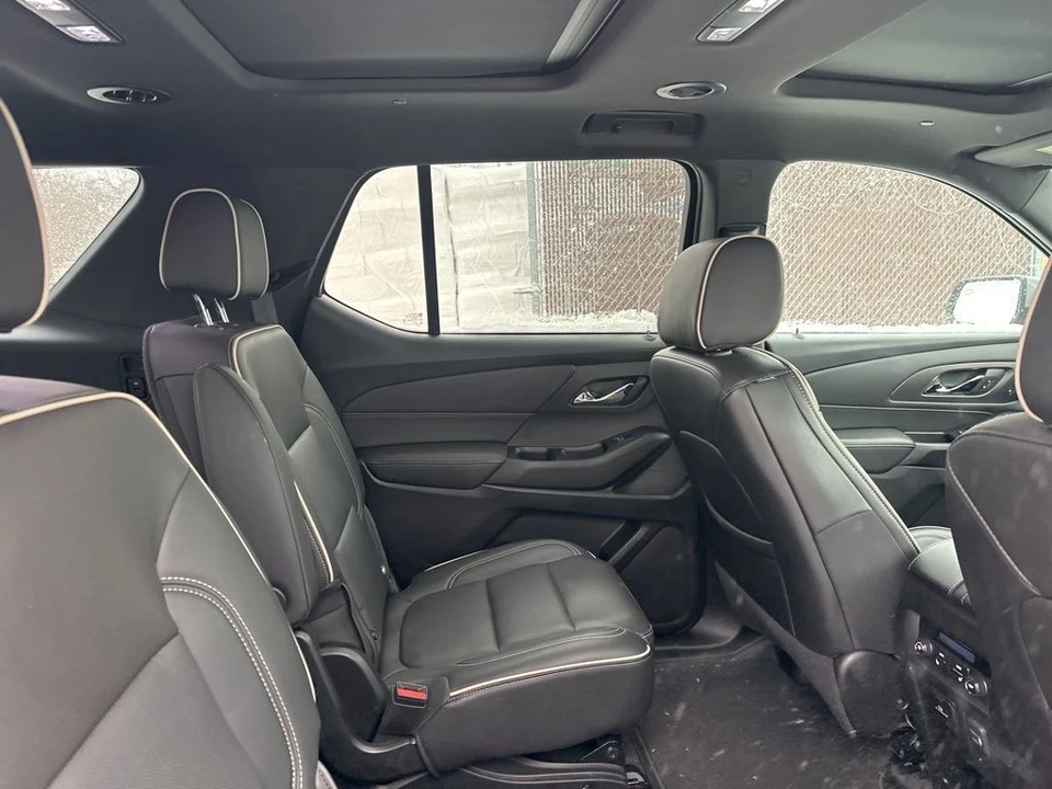 2023 Chevrolet Traverse - Image 12 of 12