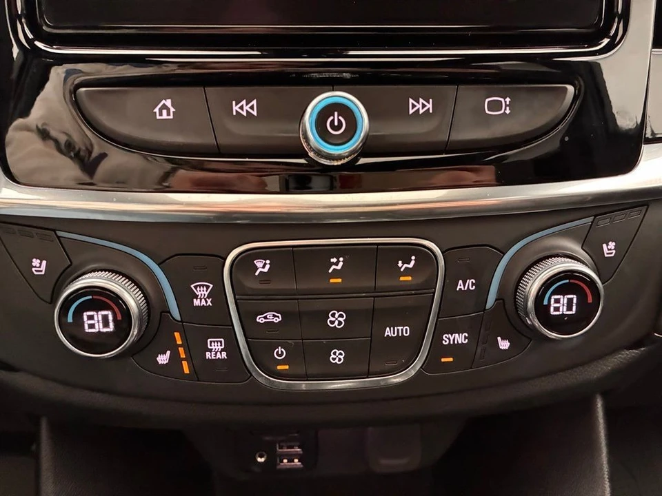 2023 Chevrolet Traverse - Image 7 of 12