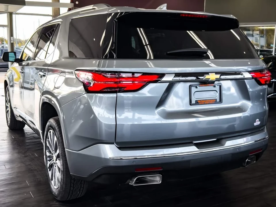 2023 Chevrolet Traverse - Image 12 of 21