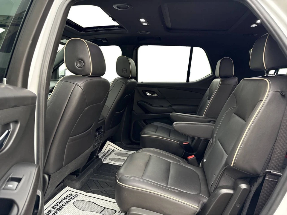 2023 Chevrolet Traverse - Image 10 of 12
