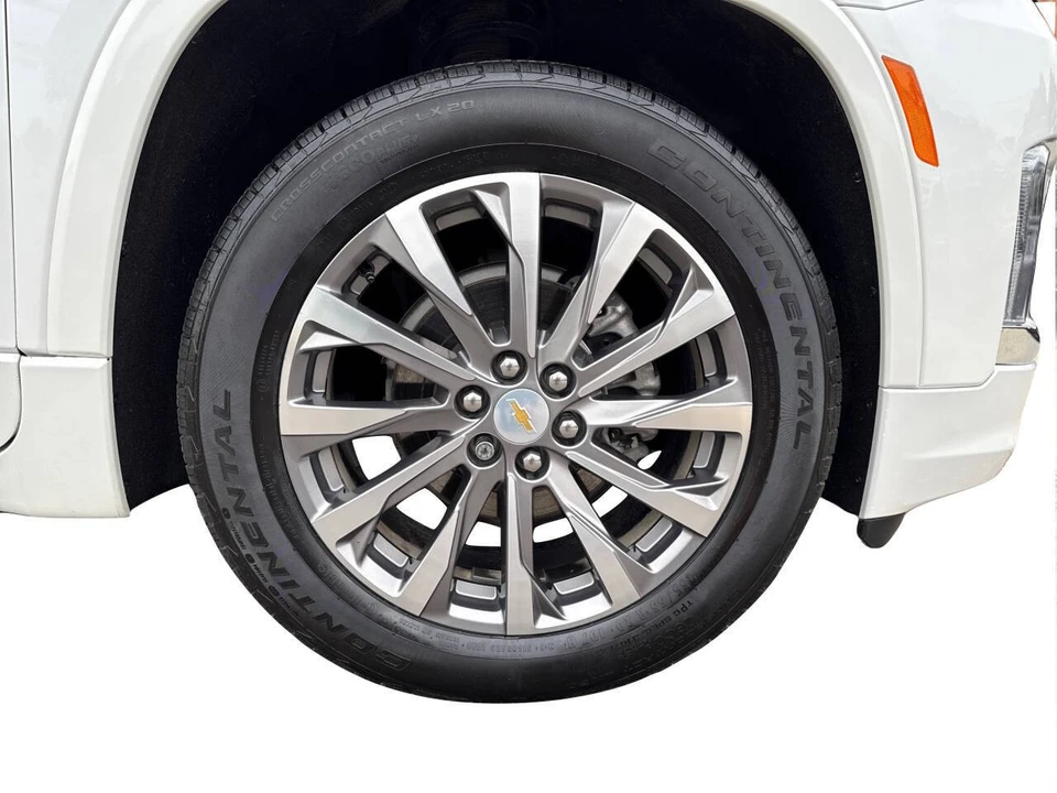 2023 Chevrolet Traverse - Image 17 of 21