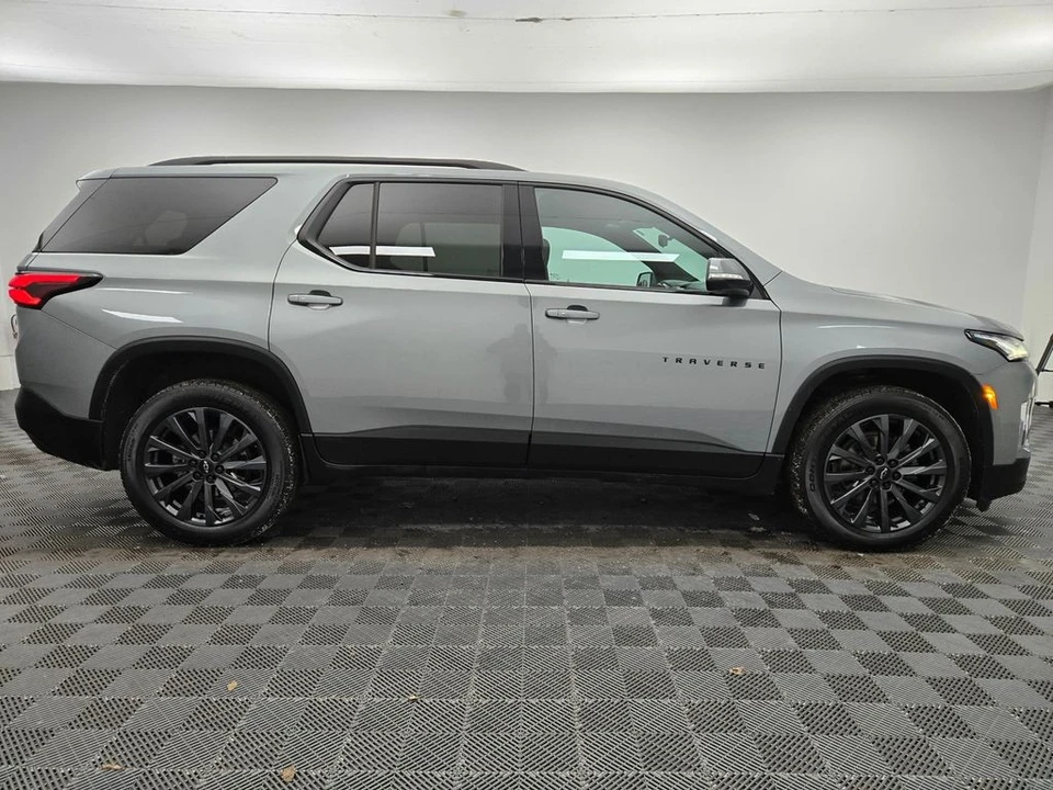 2023 Chevrolet Traverse - Image 12 of 12