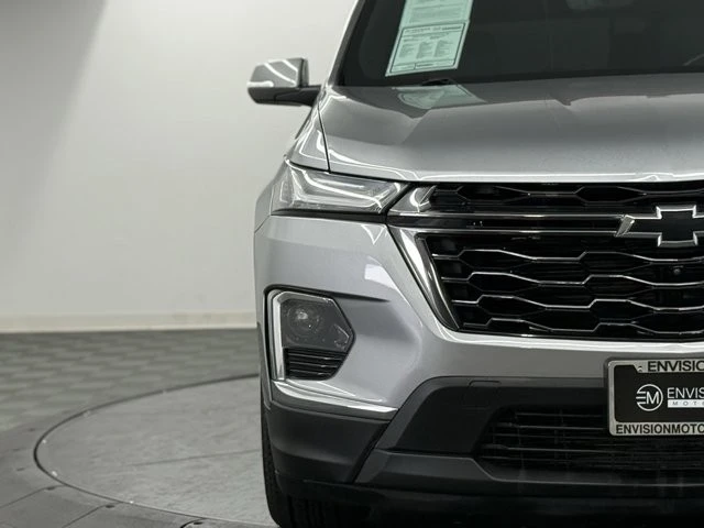 2023 Chevrolet Traverse - Image 4 of 12