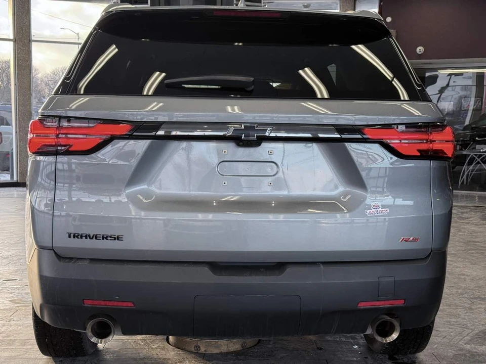 2023 Chevrolet Traverse - Image 14 of 21