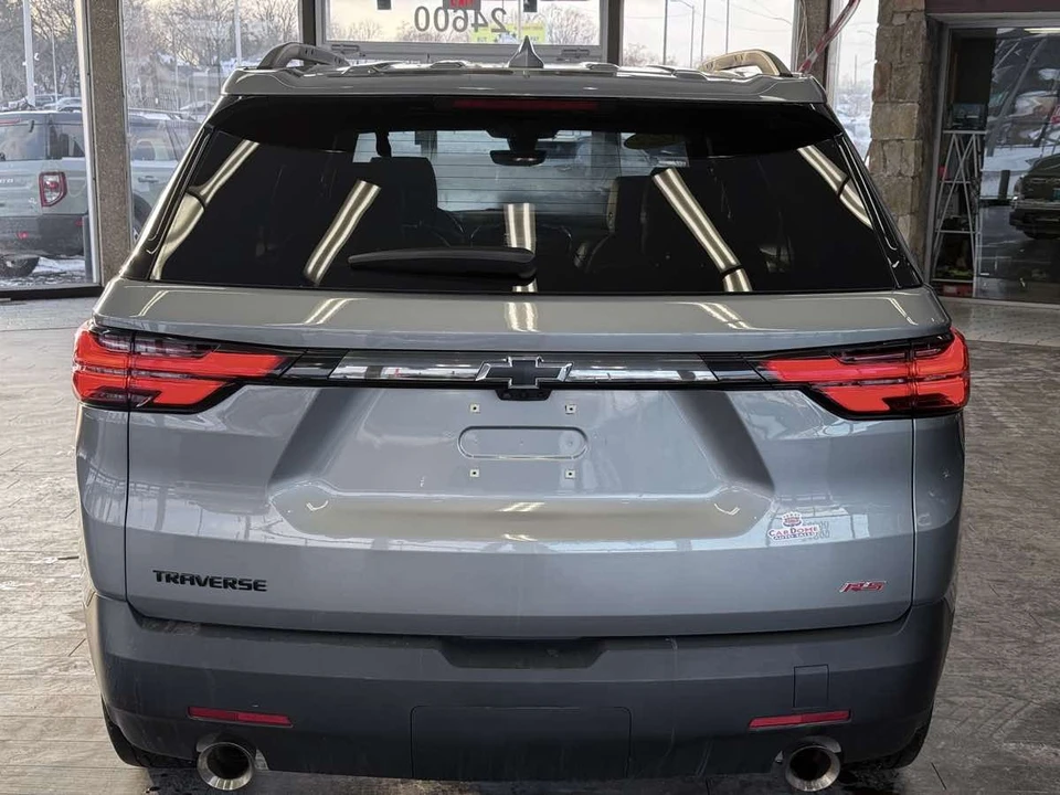 2023 Chevrolet Traverse - Image 12 of 21