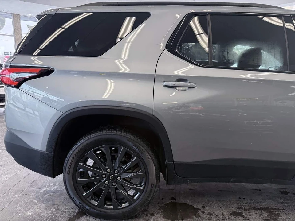 2023 Chevrolet Traverse - Image 7 of 21