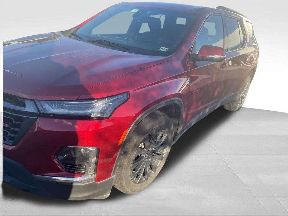 2023 Chevrolet Traverse - Image 2 of 12