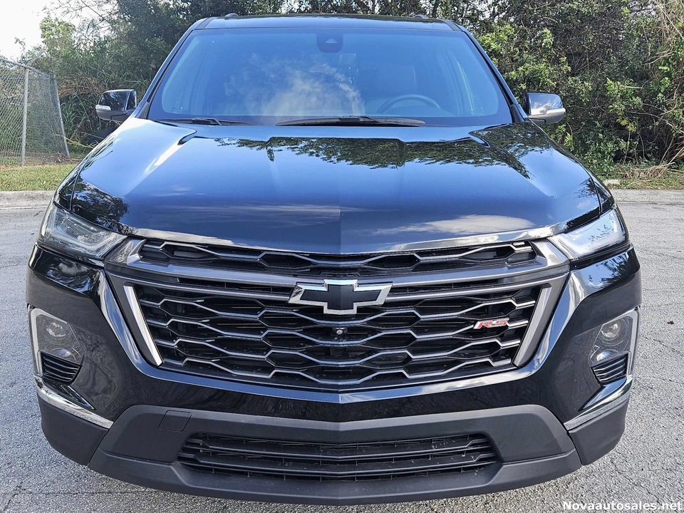 2023 Chevrolet Traverse - Image 2 of 21