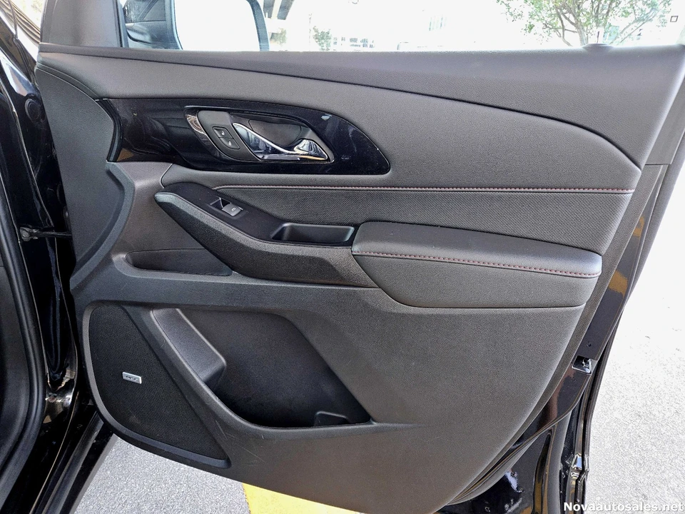 2023 Chevrolet Traverse - Image 12 of 21