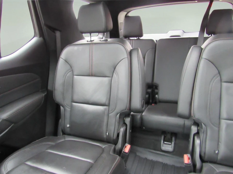 2023 Chevrolet Traverse - Image 11 of 12