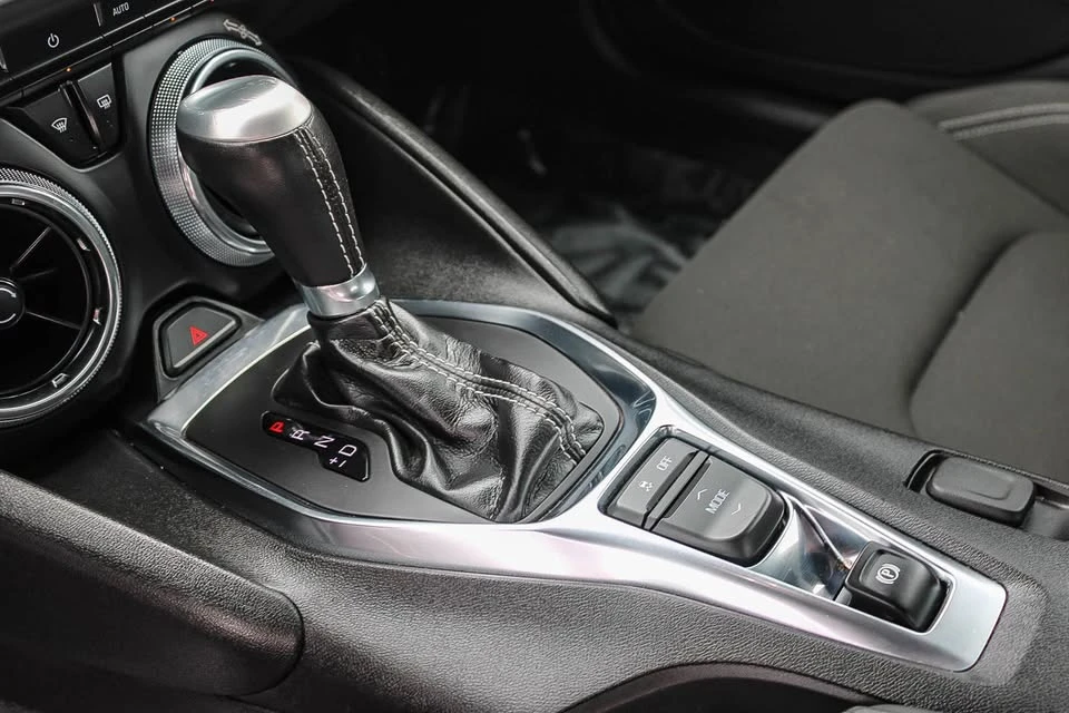 2023 Chevrolet Camaro 6th Gen - Image 18 of 19