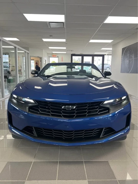 2023 Chevrolet Camaro 6th Gen - Image 2 of 17
