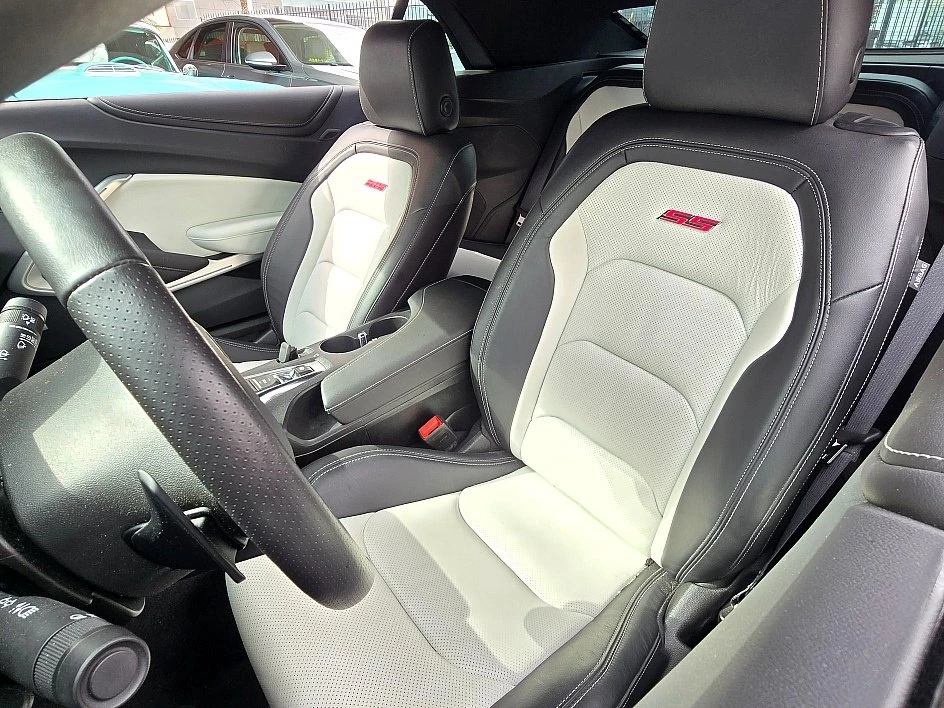 2023 Chevrolet Camaro SS 6th Gen - Image 13 of 16