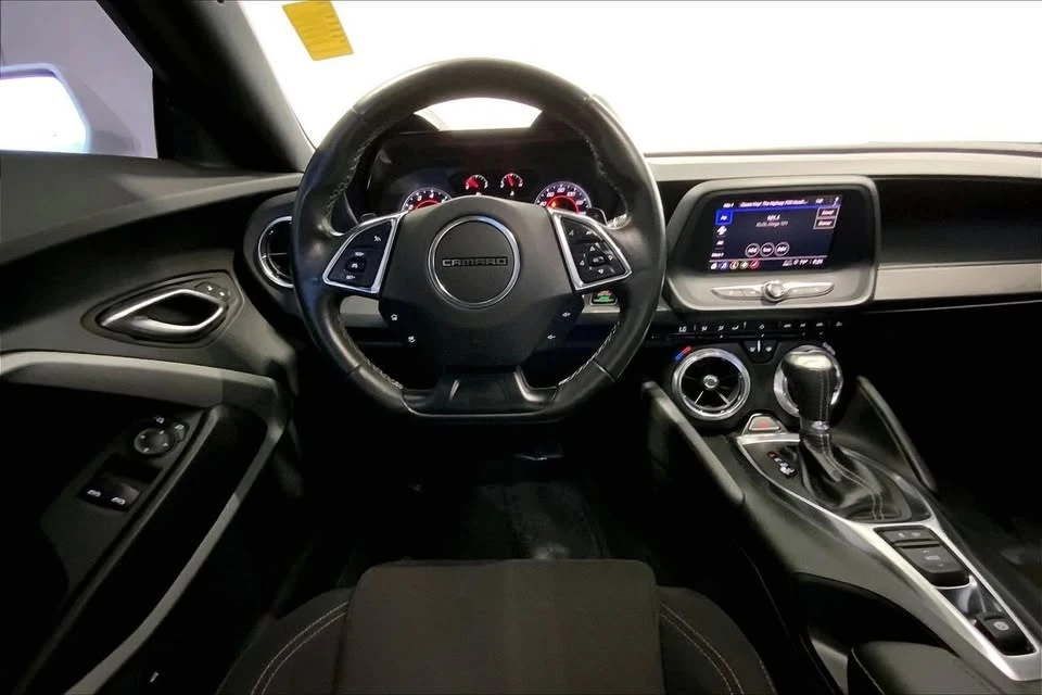 2023 Chevrolet Camaro 6th Gen - Image 2 of 17