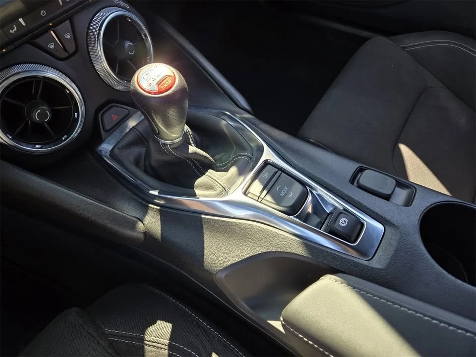2023 Chevrolet Camaro SS 6th Gen - Image 14 of 19