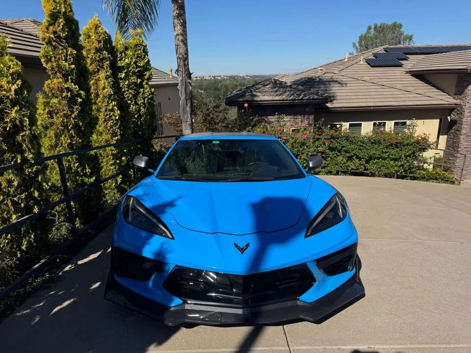 2023 Chevrolet Corvette C8 - Image 2 of 17