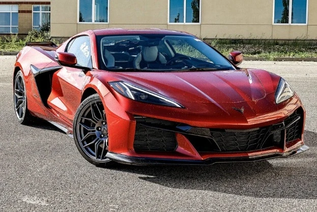 2023 Chevrolet Corvette C8 Z06 - Image 2 of 8