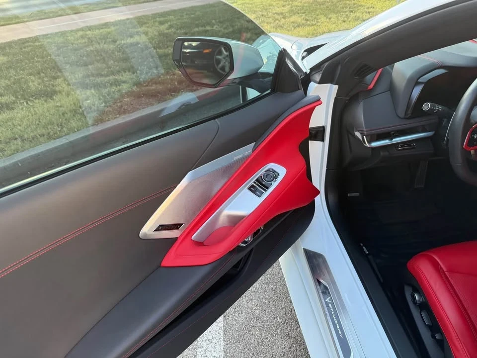 2023 Chevrolet Corvette C8 - Image 8 of 12
