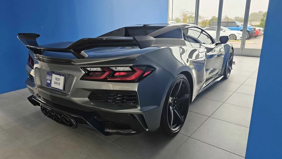 2023 Chevrolet Corvette C8 Z06 - Image 4 of 11