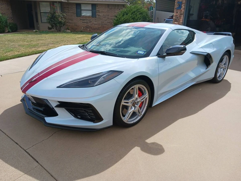 2023 Chevrolet Corvette C8 Z06 - Image 2 of 11