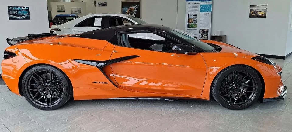 2023 Chevrolet Corvette C8 Z06 - Image 3 of 8