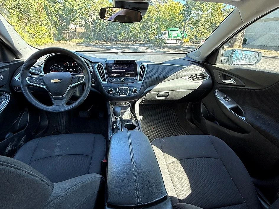 2023 Chevrolet Malibu - Image 9 of 15