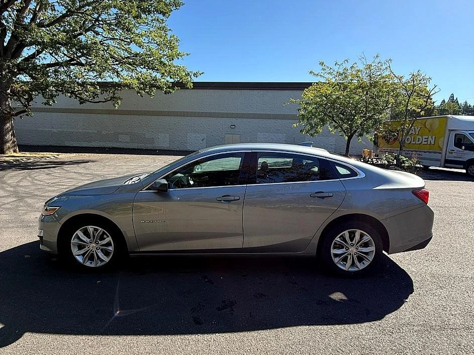 2023 Chevrolet Malibu - Image 8 of 15