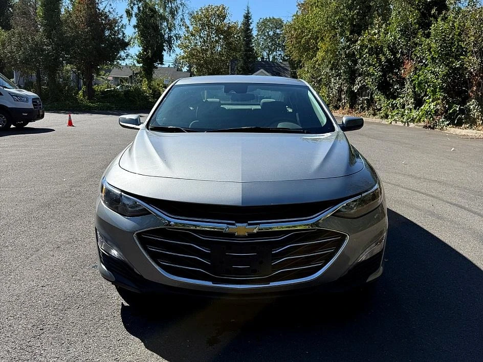 2023 Chevrolet Malibu - Image 2 of 15
