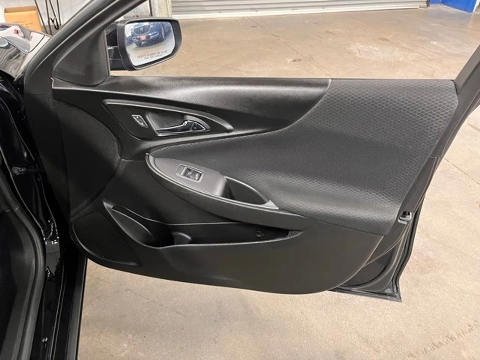 2023 Chevrolet Malibu - Image 11 of 20
