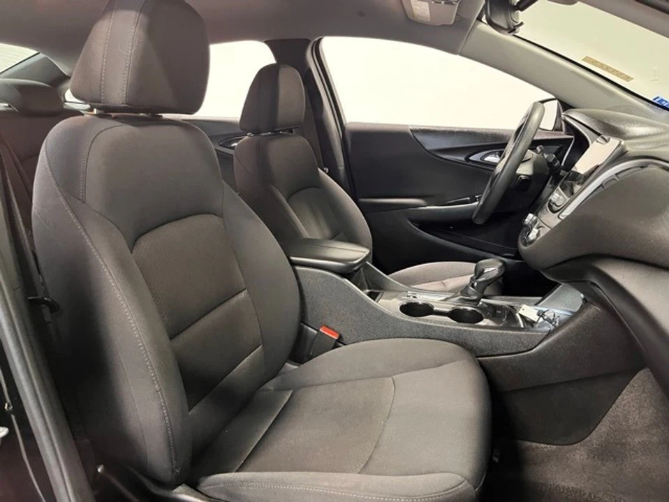 2023 Chevrolet Malibu - Image 9 of 20