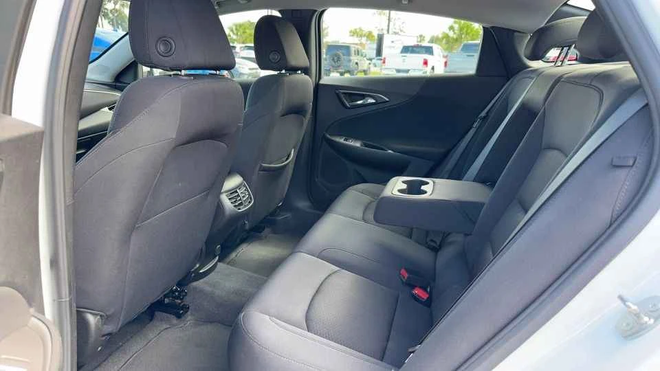 2023 Chevrolet Malibu - Image 6 of 6