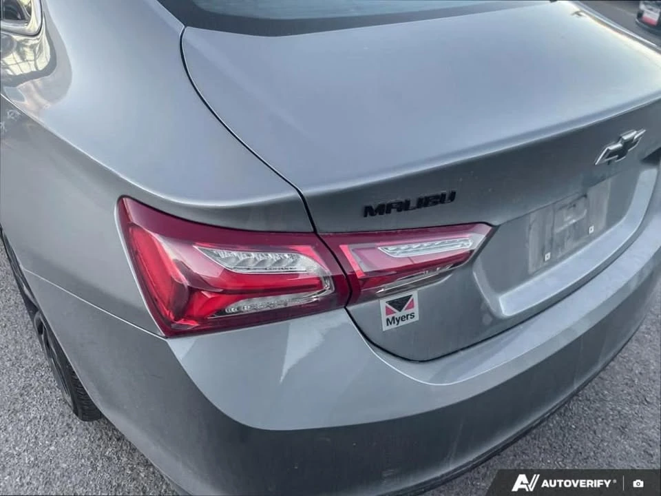 2023 Chevrolet Malibu - Image 10 of 19