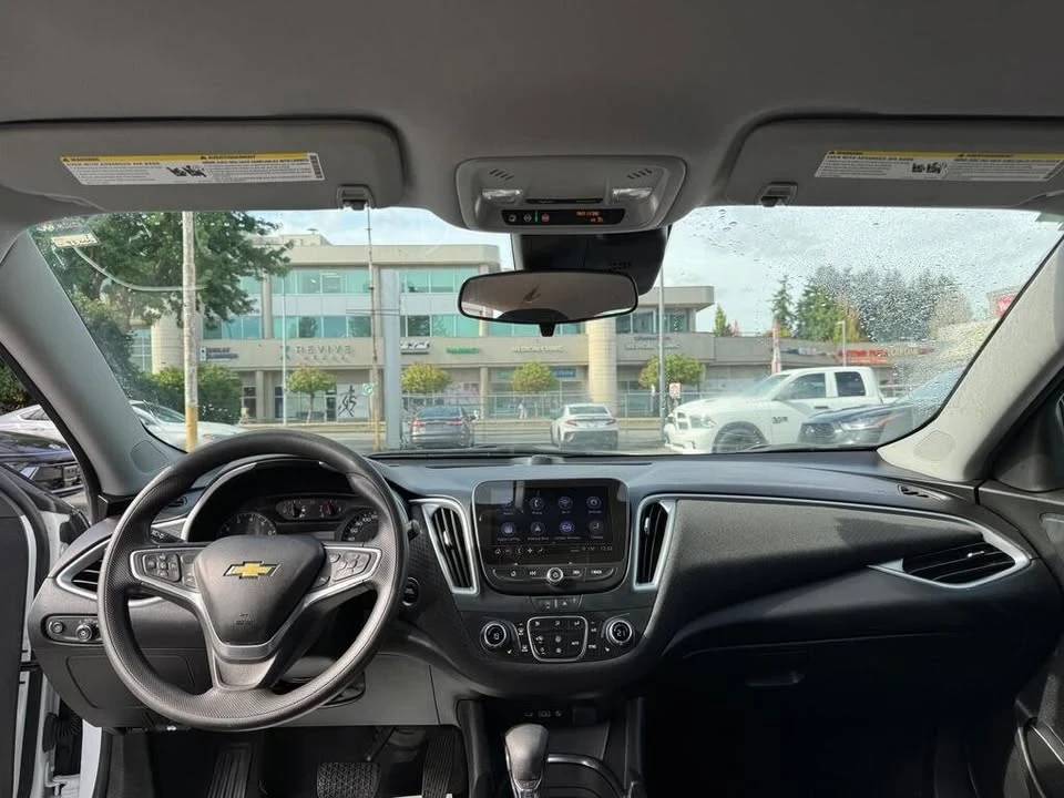 2023 Chevrolet Malibu - Image 9 of 11