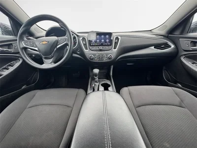 2023 Chevrolet Malibu - Image 5 of 6
